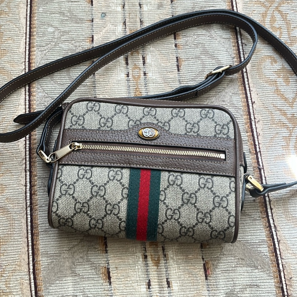 Mini crossbody Gucci ophidia, really good condition, just some marks in side